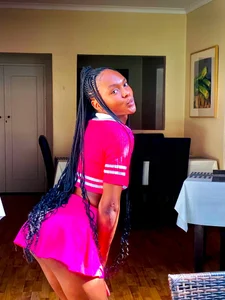 LatoyaPosh Public Pic