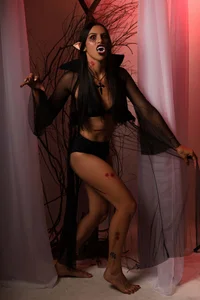 Buoohh!! 😵🧛‍♀️👻