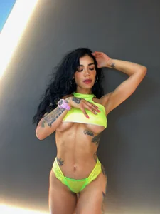 BellePearson GREEN PASSION Pic 7