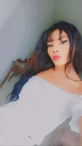 HOLA od sofiaangell19  4 snímek