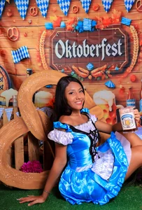 Enjoy the oktober fest party with me od naomi_kyse  7 snímek