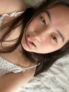 LindaFletcher Drop a 🖤 for the first one or a 👅 for the second 사진 2