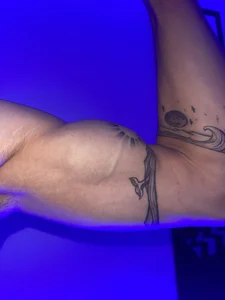 Ian_Wayne Arms  3. fénykép