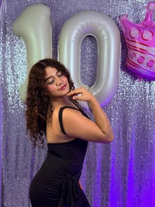 mia_cataleiya Thank you all, we are already 10k 🥰👑 Foto 4