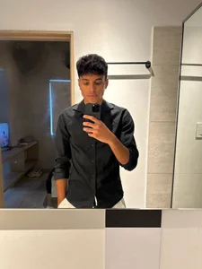 DeividBigCock23 Chilling Pic 3