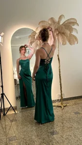 MarjorieBrown Public Hình