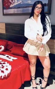 Ambersfoxx kullanıcısının WELCOME 🤯 albümü -  3 fotoğraf