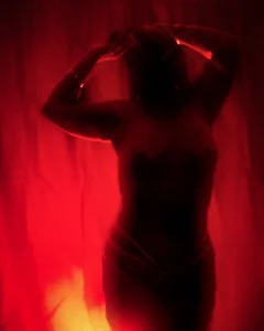 AnastasiaTaylor_ Shall we play in the dark? Εικόνα 5