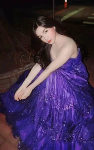 VeryFeminineTrans Public Poză