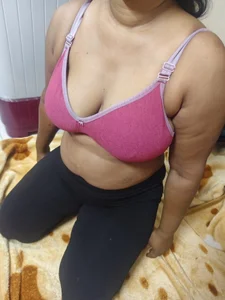 sexyladdupilla Akki Pic