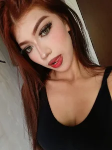 Thalya_Adams Public Pic