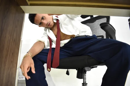 HomeAloneK Come into my office and lock the door Immagine  3