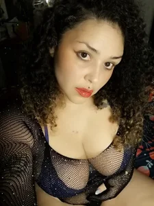 MissVelvet69 Public Pic 2
