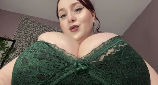 bambixxlynn Your fav busty queen slika