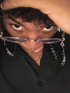 I am ‼️ de Allen_watts  2 Imagens