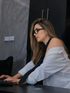 Zdjęcia ChloePreston_ Office Day: 