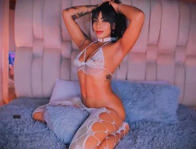 AngelineHeetの🤘🏻😍🤩HAPPY START OF THE WEEK TO YOU 🤘🏻😍🤩の 3枚の写真