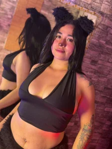 mpeachvelvet Public  2টি ছবি