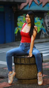 _ChloecollinsPublic Bild 5