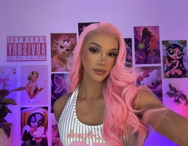 KittylissiのPink like the head of your cockの枚の写真