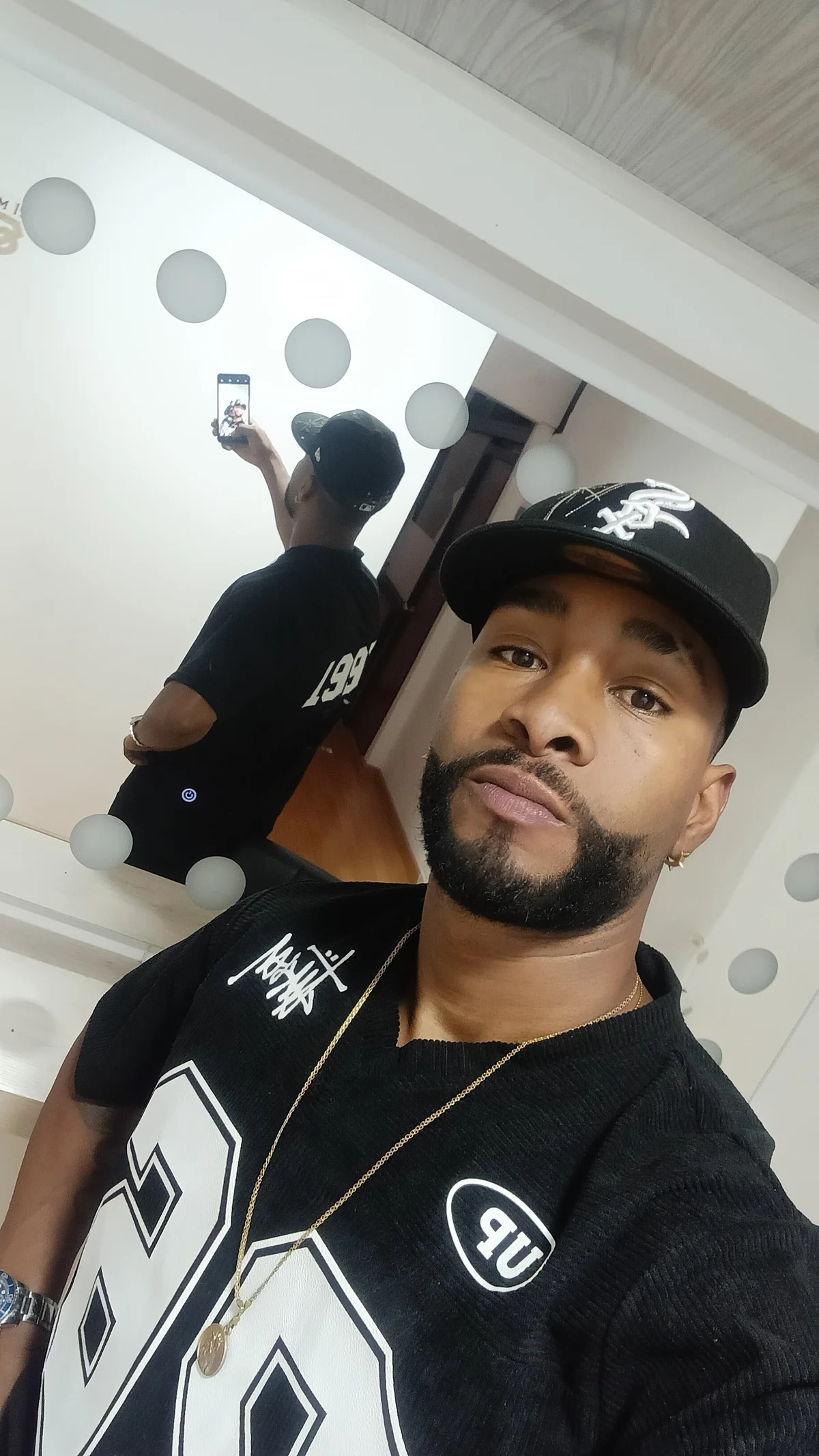 Dante_Knox 님의 트렌드 중인 사진  7014개