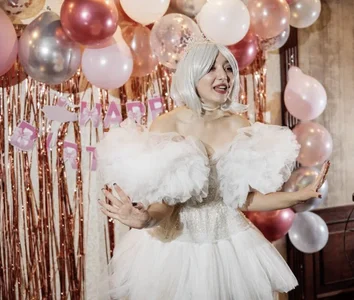 Public de _Sati_  3 Imagens