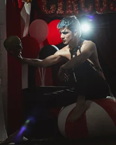 nicktorn Sexy Circus 🔥😈 Bilde 3