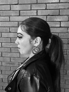 helenaduque_ Public টি ছবি