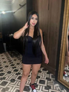 VeronicaBlue Cute টি ছবি