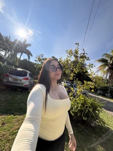 Ayha_khalaf 💛🌻 Pic