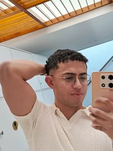 Thonny-becker Public Hình