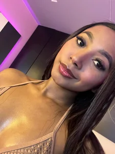 how beautiful your face de GabrielaLugo  Imagens