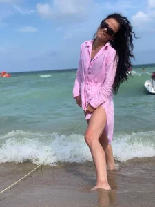 Beach Day🏖️ od brianaflynt  2 snímek