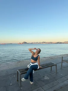 AmyyRusso Brasil 💛💚 รูป  3