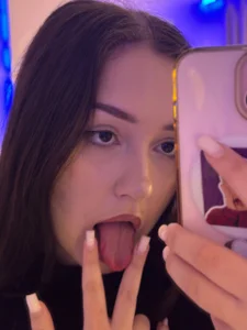 AlexySexxxy Tease you Pic 6