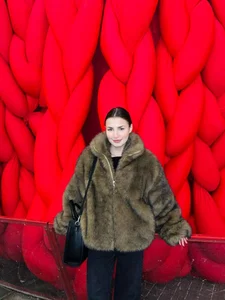 Public de Clovertrue Foto 4