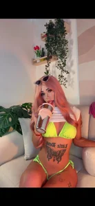 Lakshmi- kullanıcısının SUMMER 🥥🌴 albümü -  9 fotoğraf