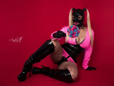 Kinkster_Jade PinkDoll Pic