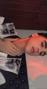 Wanting to be here with you so we can do so many together, something you will never imagine. 😏 de Kheyler_1  3 Imagens