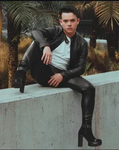 Valentino_moretti 👅 Immagine 