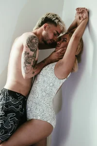 AliceandMax ≽^-˕-^≼ Pic 2