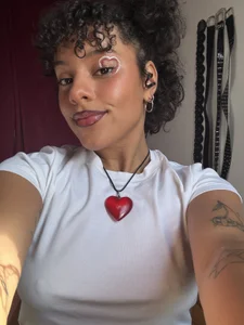 PrettyLittleProblem Public 圖片 6