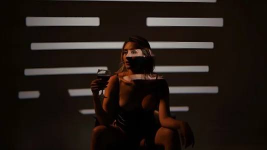 VictoriaBellah: Public ( фото)