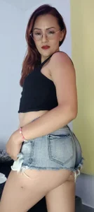 Alicia_Moreno's Id love to have you Sex Photo 5