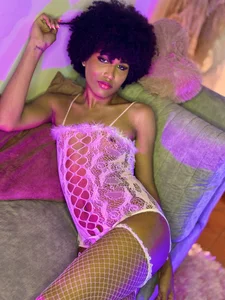 NaomiSaenz_ Bunny Naughty ♥ Lingerie, pantyhose, ebony, curly, latina, tall, skinny, thin, trans, bigass slika 3