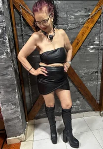 agatha_ross26 Do you like this style love? 🖤🔥 Immagine  3