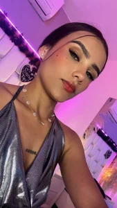 andy_may18 🩶 Foto