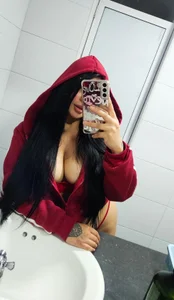 _gaby2の𝐈 𝐚𝐦 𝐭𝐡𝐚𝐭 𝐟𝐢𝐫𝐞 𝐨𝐧 𝐲𝐨𝐮𝐫 𝐬𝐤𝐢𝐧 ❤️‍🔥の枚の写真