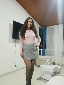 TherezaLarson I like to see myself in a skirt I feel so beautiful Foto