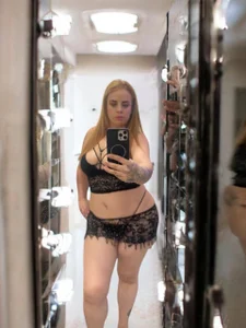 A masterpiece in progress.💄 de AlissonHarris Foto